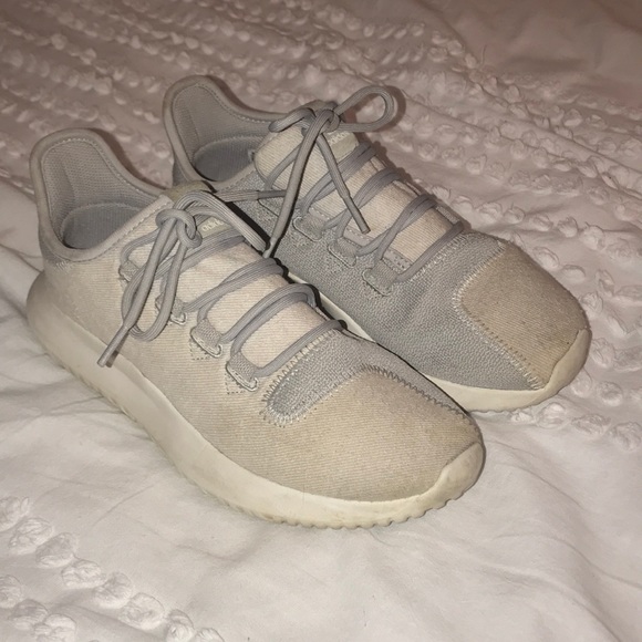 adidas Shoes - Adidas Shoes- Boys size 5.5 (Women’s 7)